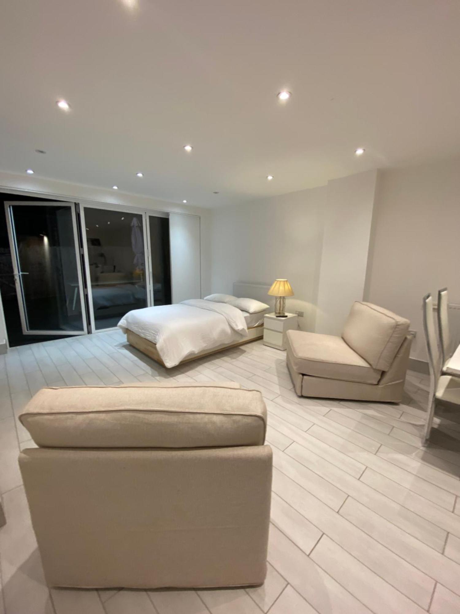 The Bay Apartment Edgware Ngoại thất bức ảnh