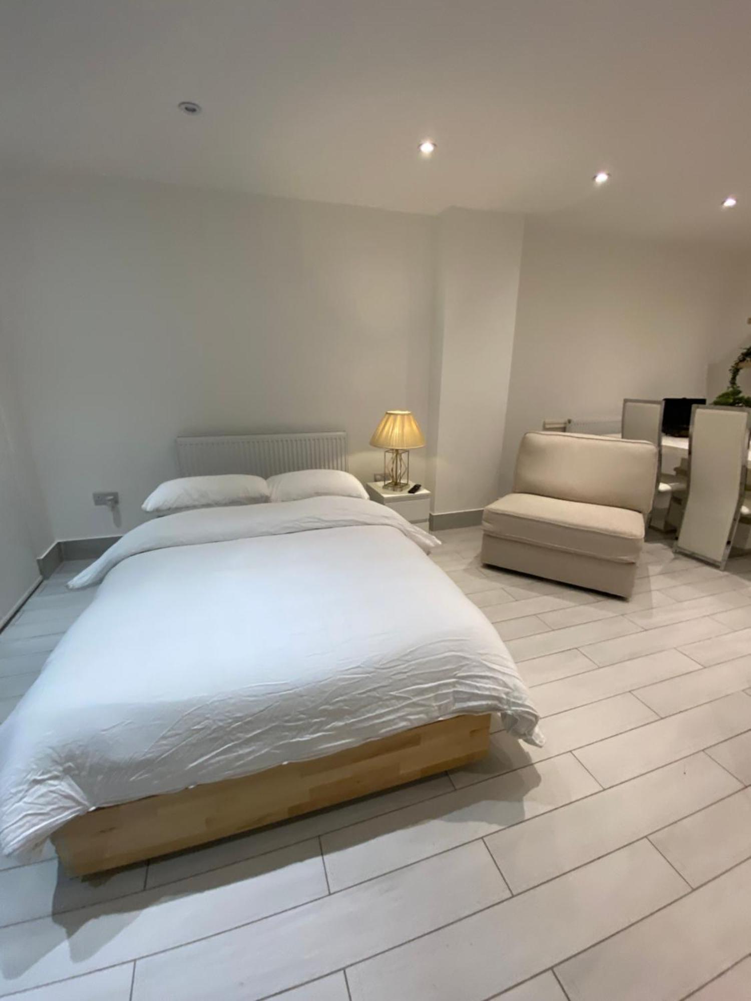The Bay Apartment Edgware Ngoại thất bức ảnh