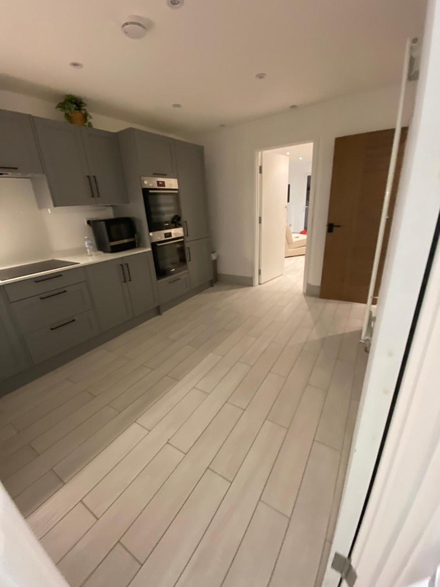 The Bay Apartment Edgware Ngoại thất bức ảnh